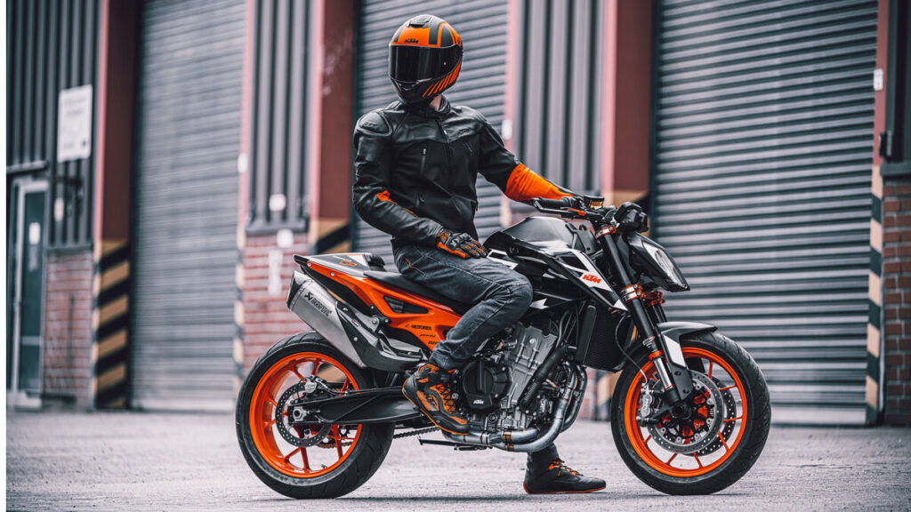 Novedades KTM 2023: las opciones cromáticas se amplían 3 2023 KTM 890 DUKE GP