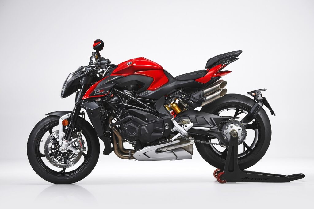 MV Agusta Brutale 1000 RR y RS: refinadas por dentro 2 BRUTALE 1000 RS estudio lateral izquierdo