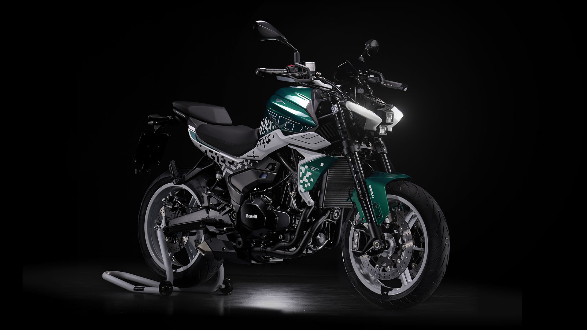 Tornado naked Twin 500 y BKX 250: dos interesantes novedades de Benelli