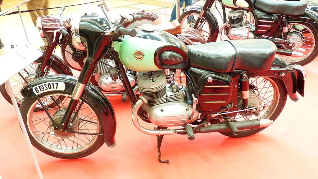 Historia de Derbi (parte 2): Las motos de carretera 9 Derbi 350
