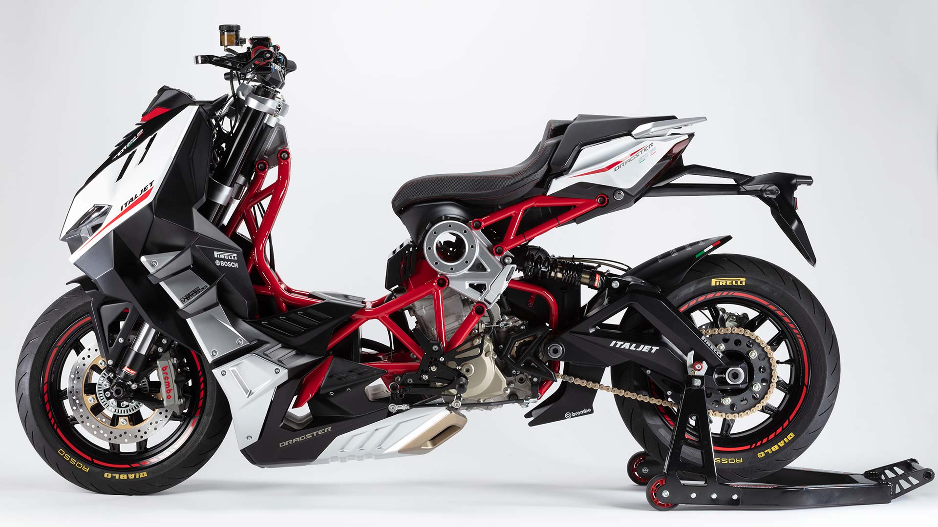 Italjet revoluciona el scooter: Dragster 500GP 2023