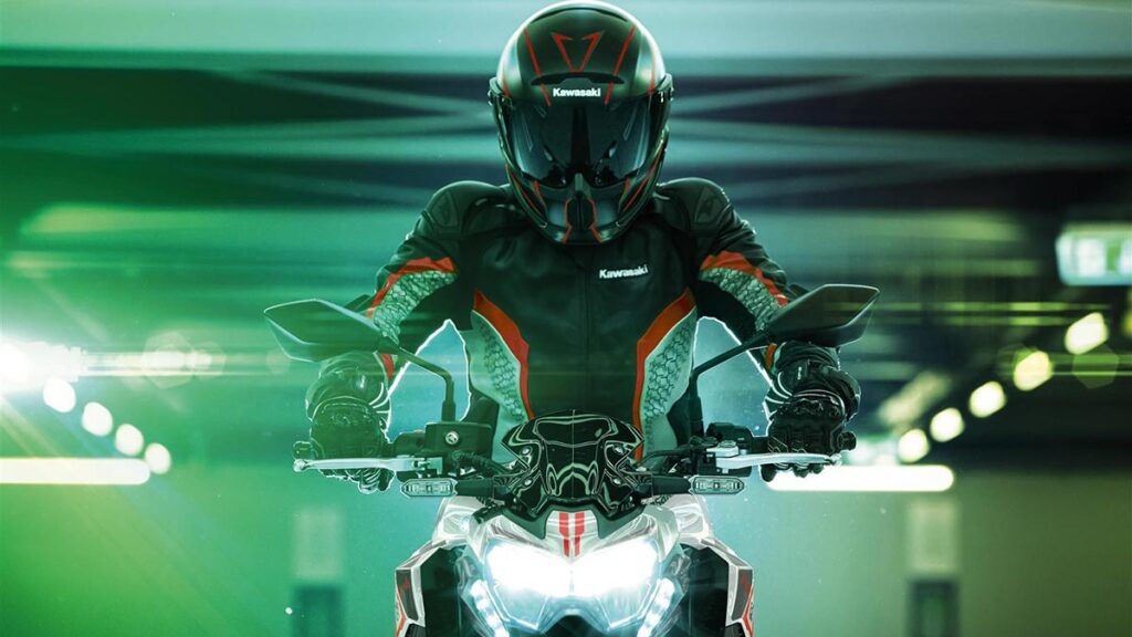La Kawasaki Z 900 te regala hasta 2.238 € de aquí a fin de año para estrenar superventas del carnet A2 9 Kawasaki Z900 2022 3