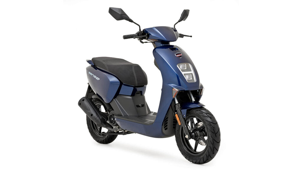 Las 15 motos más baratas del mercado 2023 23 MH Sense 50 2