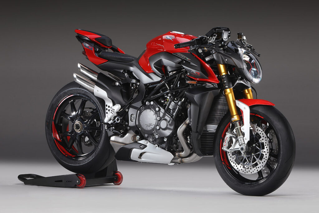 Las 7 motos naked más bestias de 2023: todas con más de 175 CV 17 MV Agusta Brutale 1000 RR