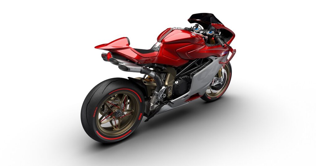 MV Agusta Superveloce 1000 estudio tres cuartos trasero derecha