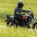 Fotos: Las 10 motos custom más baratas para el carnet de coche. 77 Macbor Rockster 125