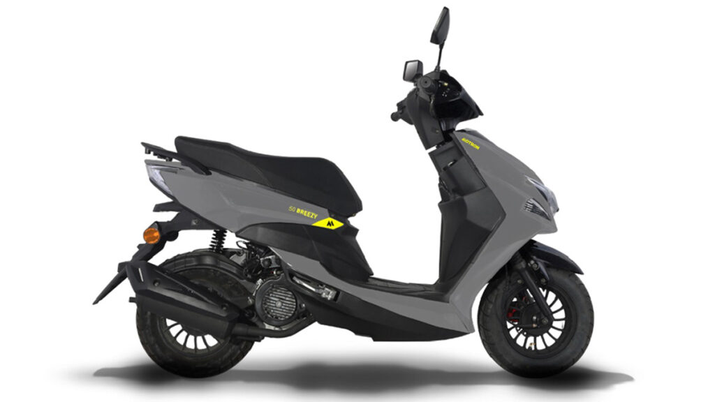 Las 15 motos más baratas del mercado 2023 13 Motron Breezy 50 1