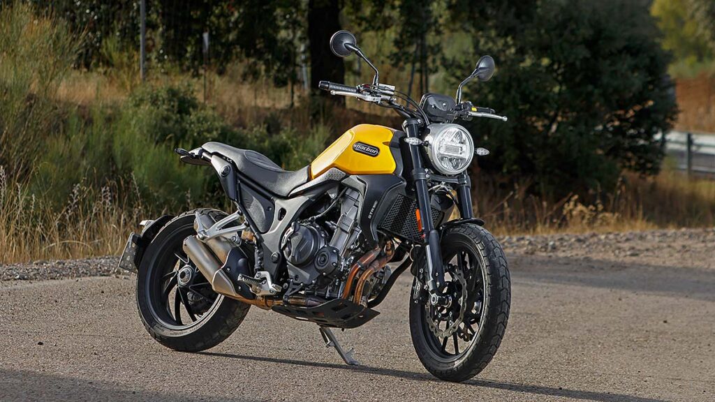 Tu moto naked para el A2 al mejor precio y financiación a tu medida con esta Macbor 9 Macbor Eight Mile 500 Street