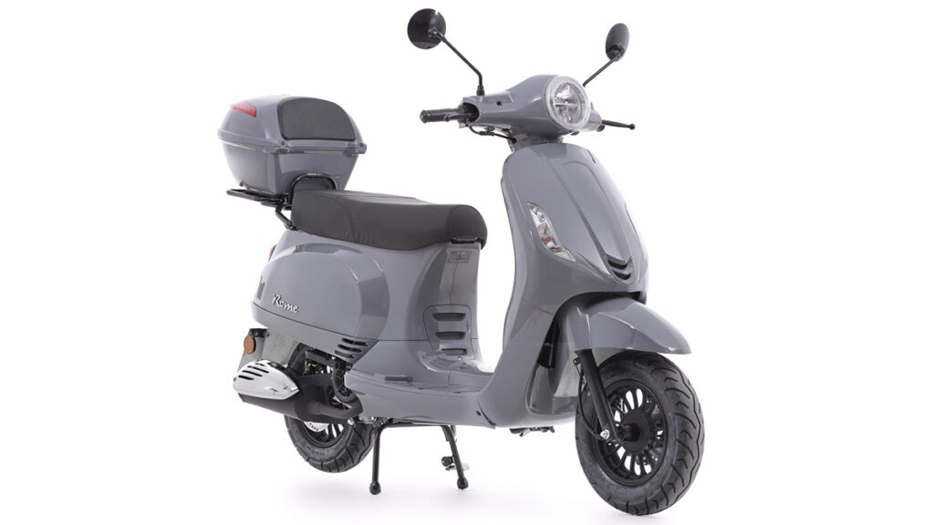 Las 15 motos más baratas del mercado 2023 16 Riya Rome 50 2022 2