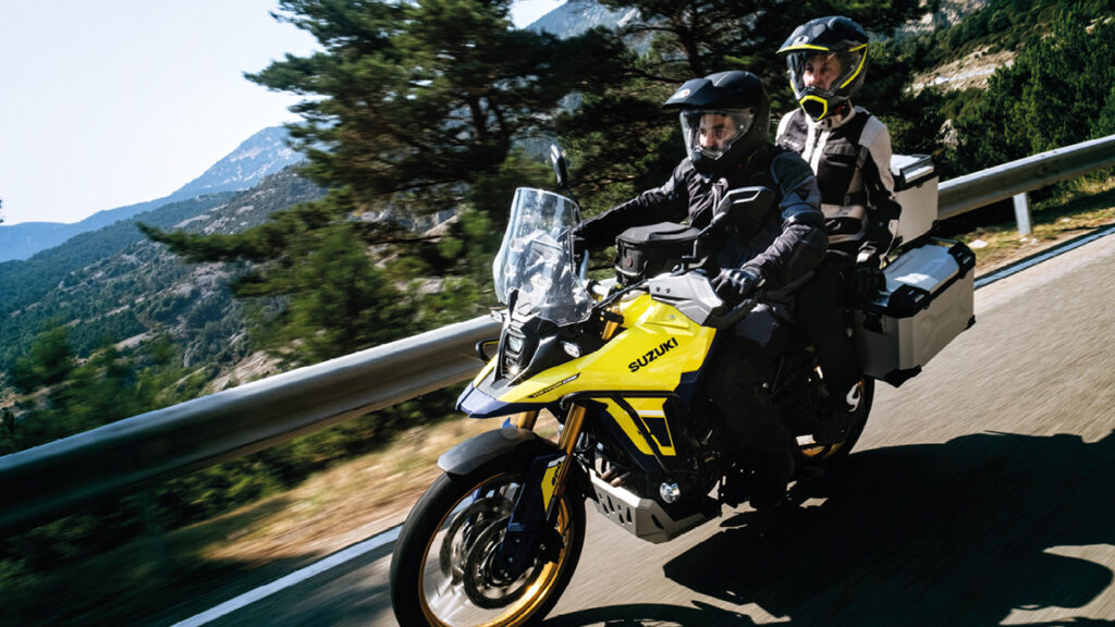 Suzuki V-Strom 800DE: rellenando el espacio 3 Suzuki V Strom 800DE 22