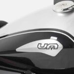 Fotos: Las 10 motos custom más baratas para el carnet de coche. 140 UM Motorcycles Renegade Sport S