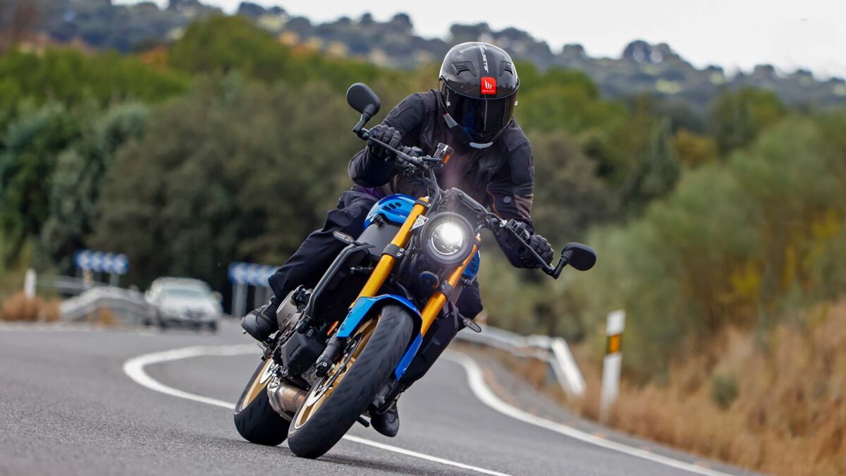 Prueba Yamaha XSR900:  oda a los buenos tiempos