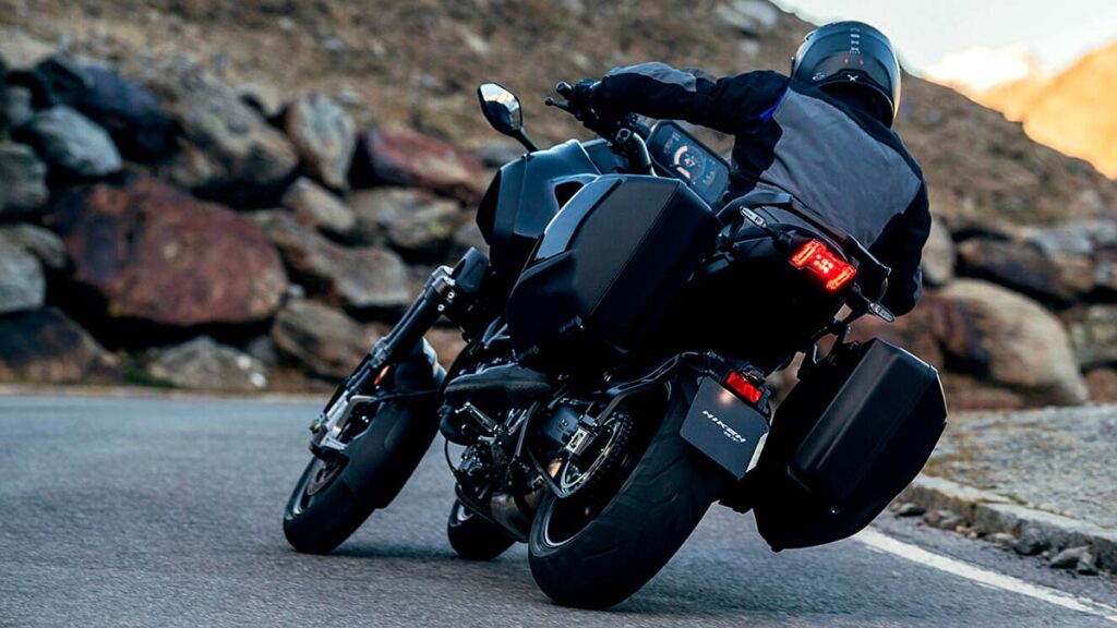 Yamaha Niken GT 2023: más cilindrada y más tecnología 11 Yamaha Niken 2023 11