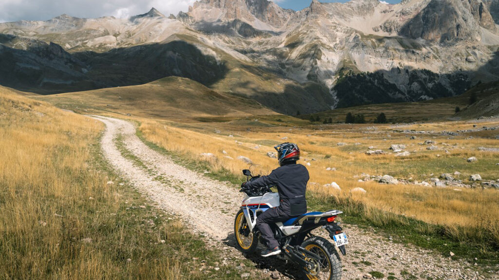 Honda XL750 Transalp: El regreso de un mito 10 Honda XL750 Transalp 2023