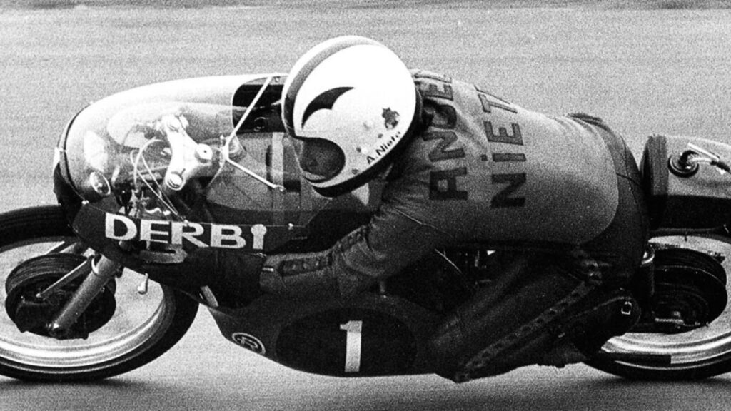 Pilotos de MotoGP: supersticiones, manías y rituales 2 portada23 1280x600 1