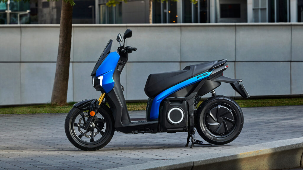 SEAT Mó acude a Motoh! Barcelona con su gama de scooters al completo 6 seat-mo-125-performance-6