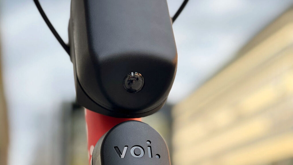 Los patinetes eléctricos de Voi estrenan una solución para prevenir la conducción en las aceras 1 voi computer vision