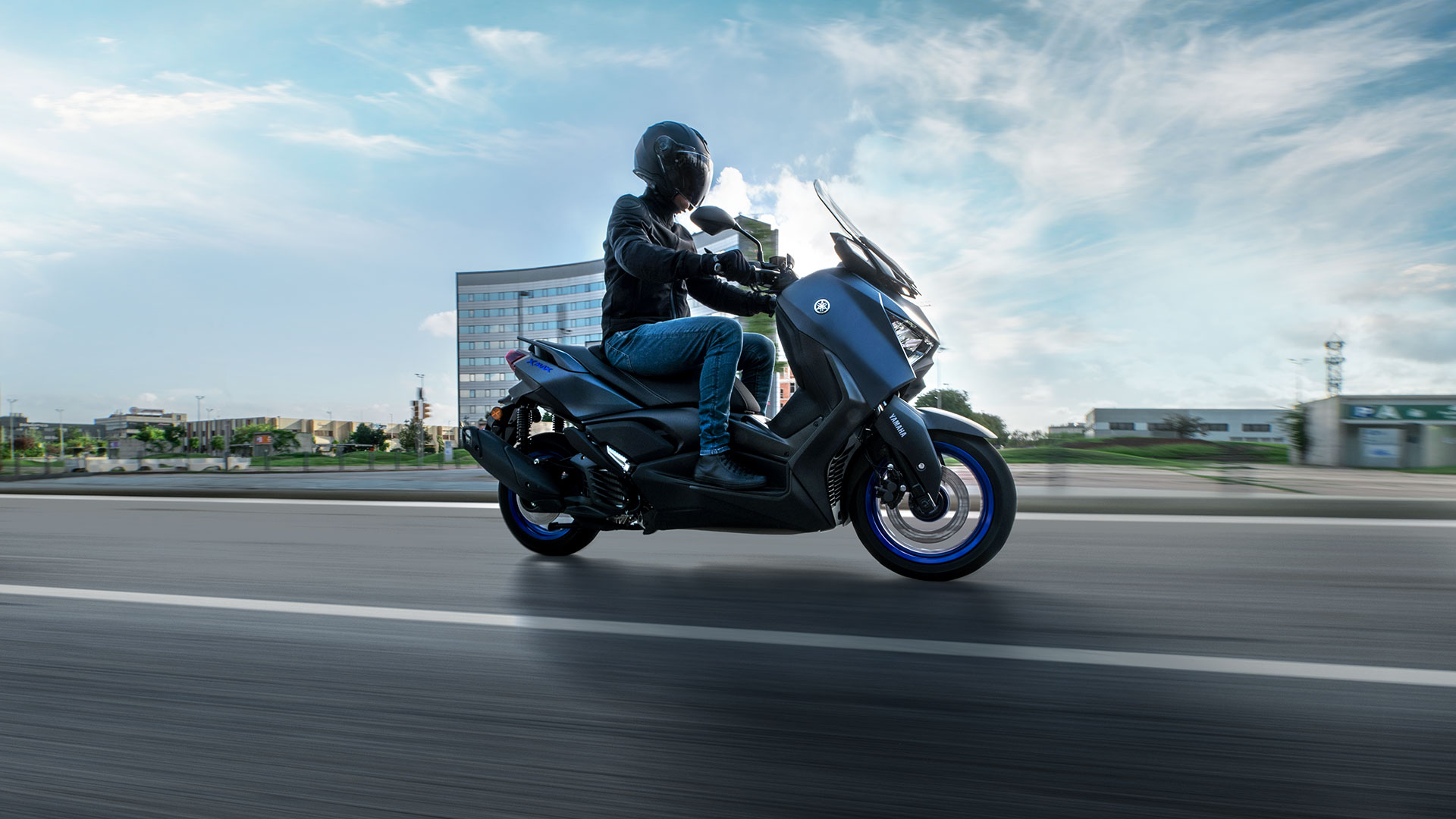 Yamaha XMAX 125 2023: dosis extra de tecnología