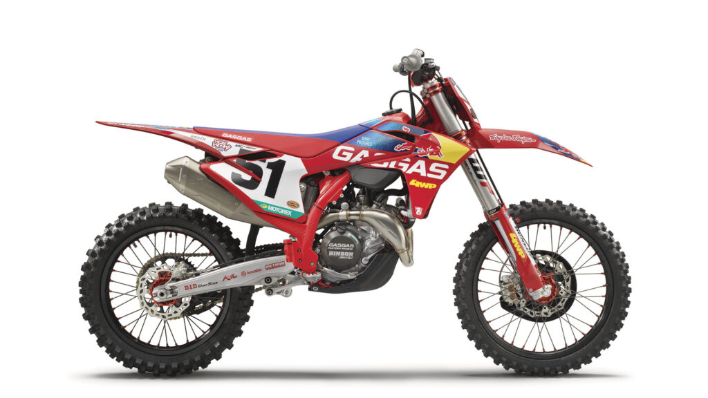 Todas las novedades de motos para 2023 36 47804 Motocross MC 450F Factory Edition 2023 Studio