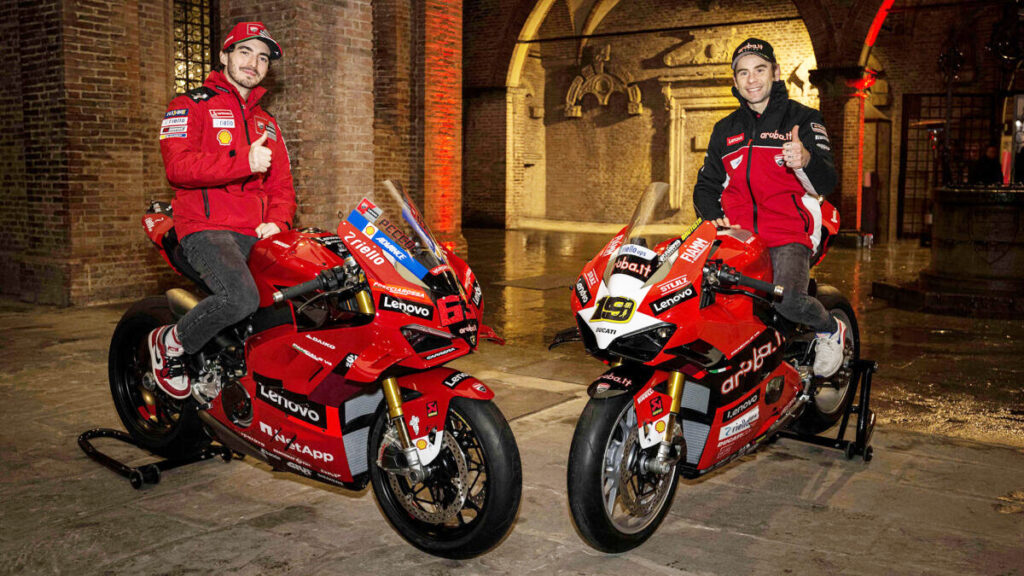 Motos ediciones limitadas 2023: más allá de lo exclusivo 13 Ducati PanigaleV4 2022 WorldChampion Replica 1