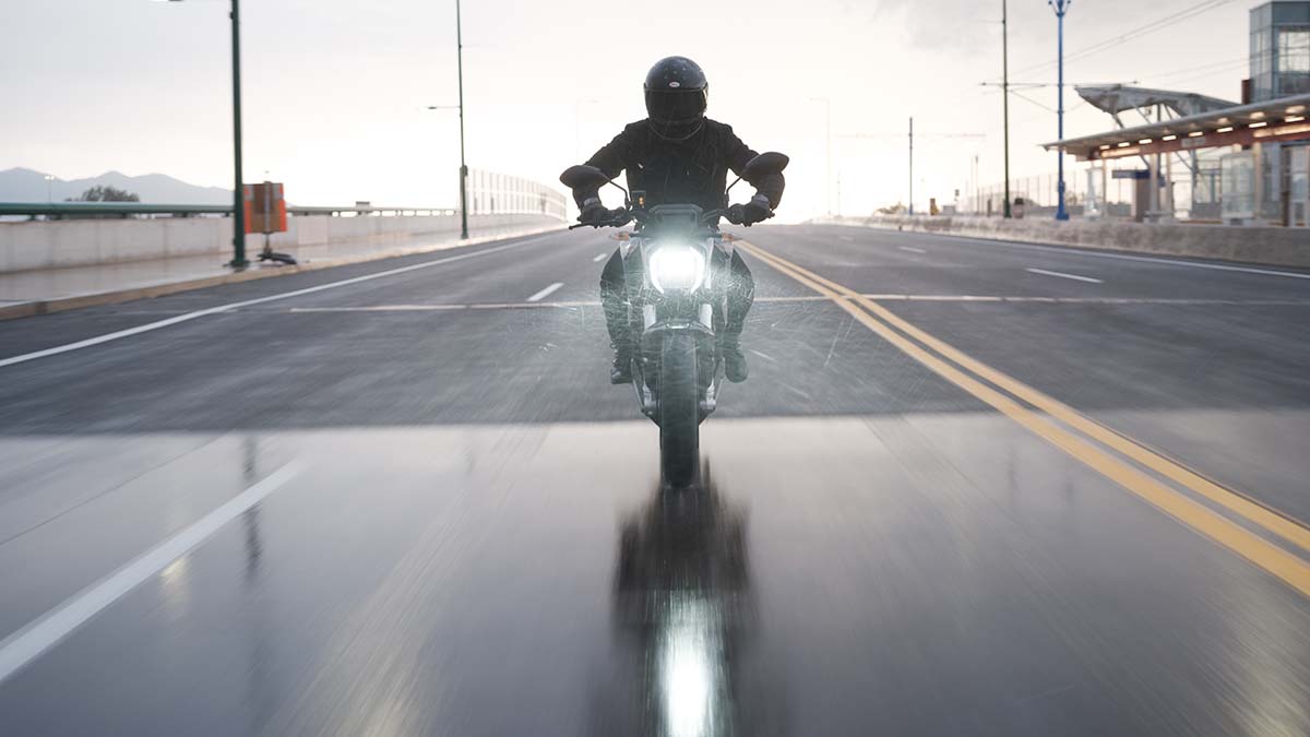 LLUVIA EN MOTO