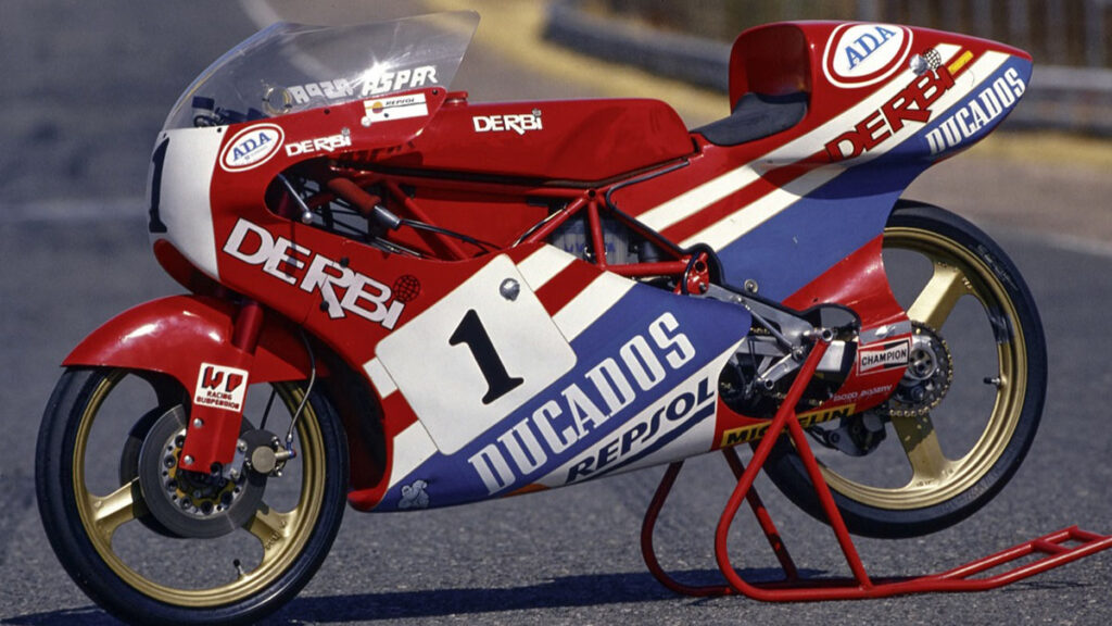 Historia de Derbi (parte 5): una época inigualable en competición 12 aspar derbi 80 1988 2