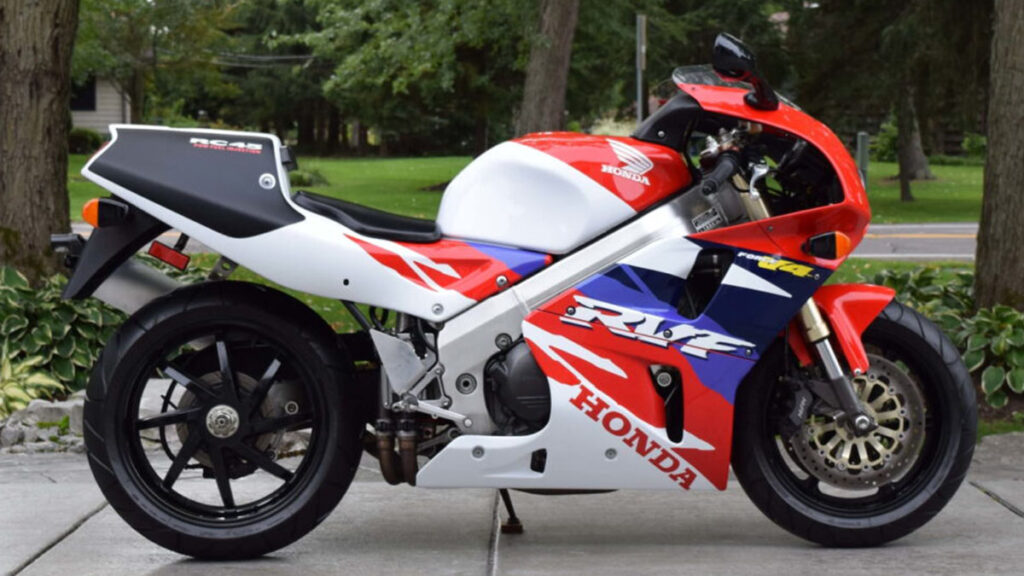 honda-RC45