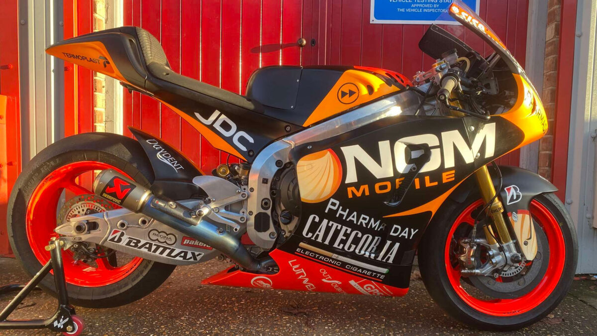 La MotoGP de Colin Edwards de 2013, a subasta por 35.000 libras 1 kawasaki ftr mg13 edwards