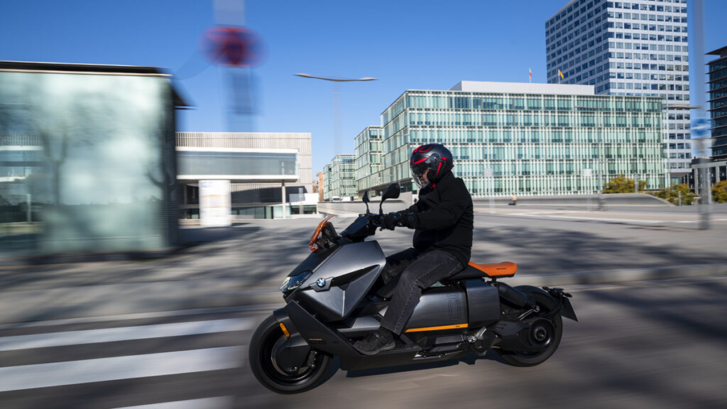 La moto eléctrica mantiene su tendencia negativa: cayó un 26% en marzo de 2024 11 moto electrica 2023