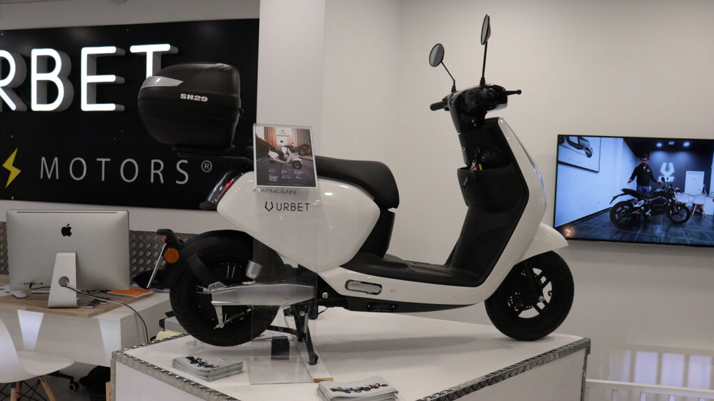 La marca de motos eléctricas Urbet aterriza en Madrid 2 tienda urbet madrid 2