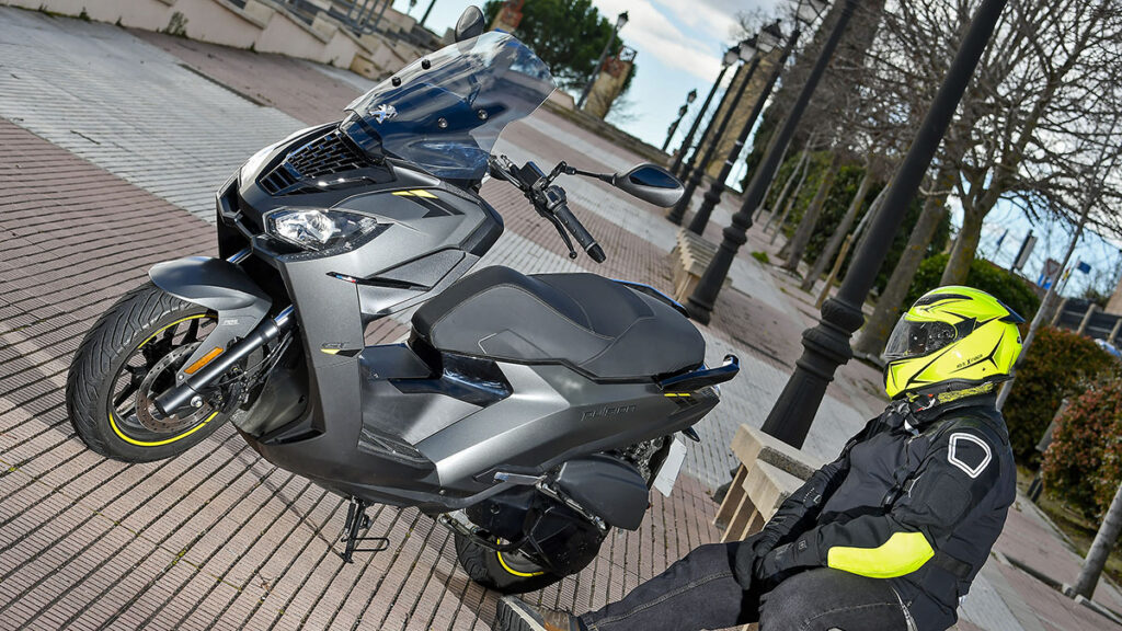 Prueba Peugeot Pulsion GT 125: Lo bueno por conocer 8 2023_Peugeot_Pulsion_125_GT (38)
