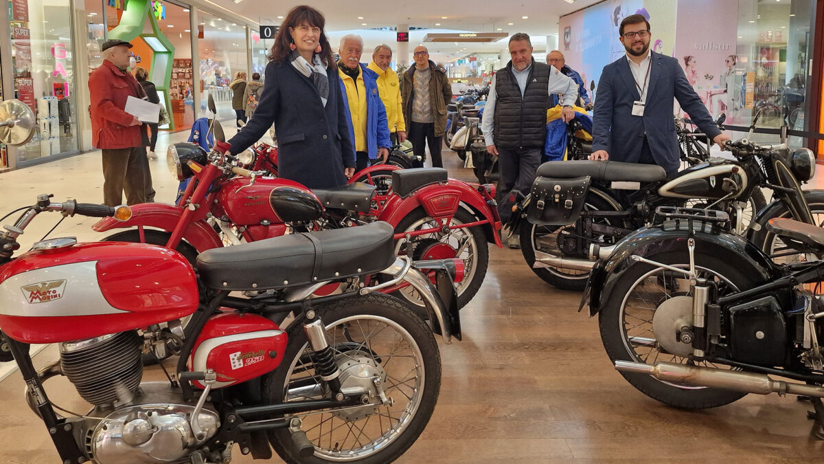 Pingüinos 2023: Vallsur muestra más de 30 motos únicas 1 Inauguración-exposición-motos-Vallsur-Pingüinos-2023_