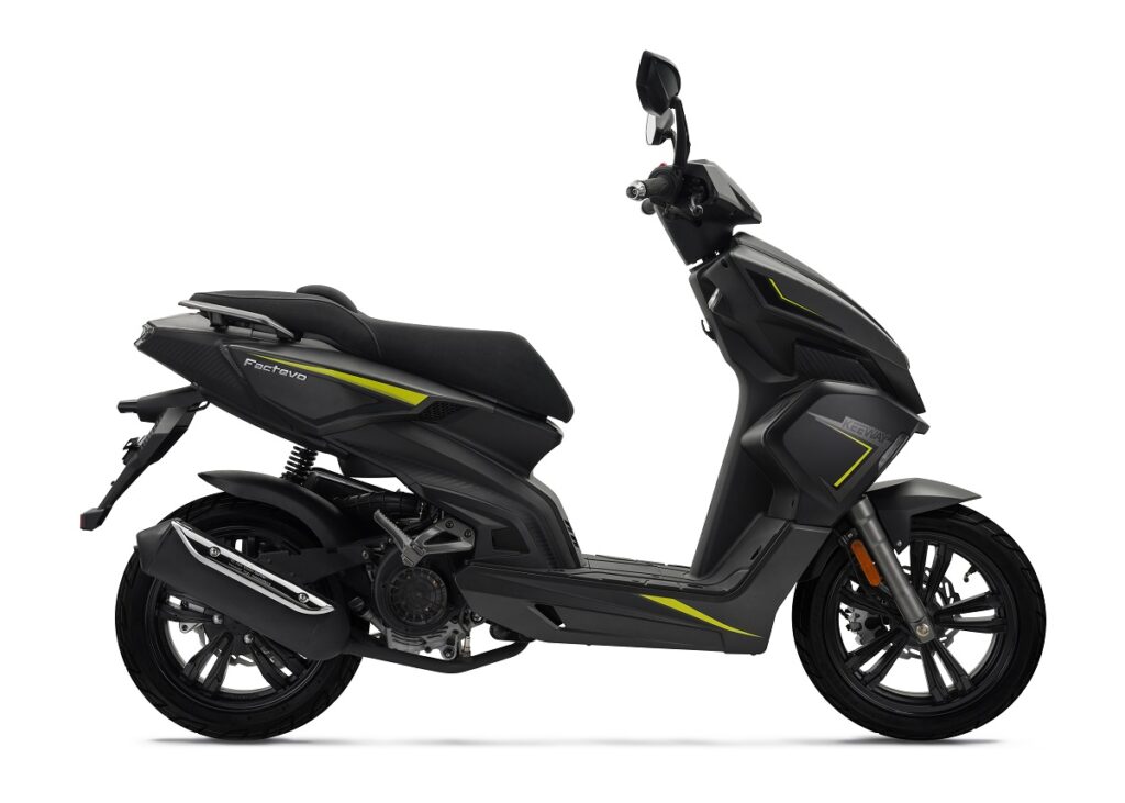 Los 10 scooter 125 más baratos para el carnet de coche 10 KEEWAY FACT EVO 125