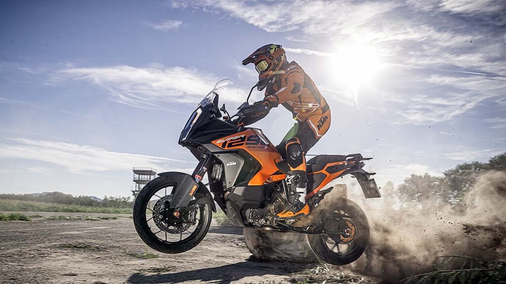 KTM 1290 SUPER ADVENTURE S 3