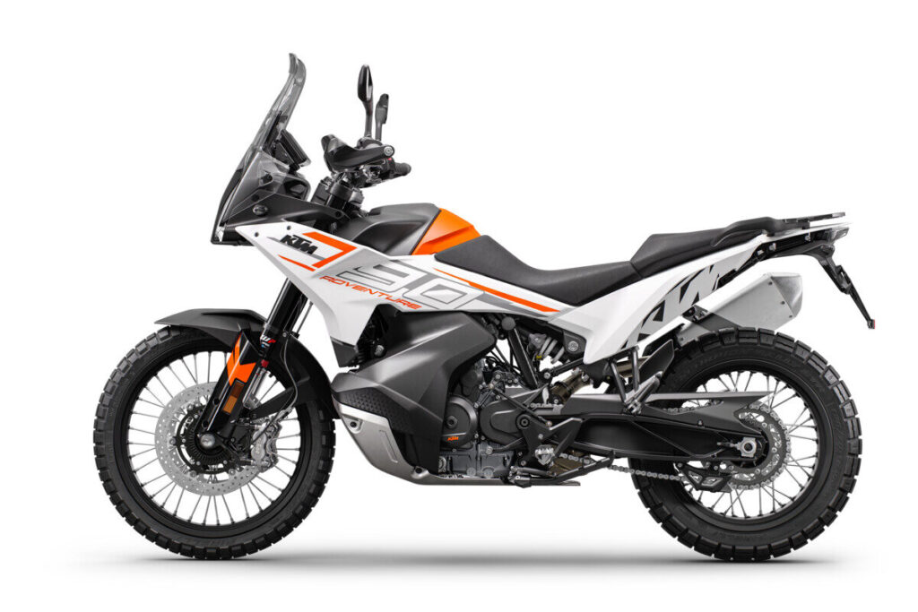 Las novedades en motos trail de mayor impacto para 2023 16 KTM 790 ADVENTURE 2023