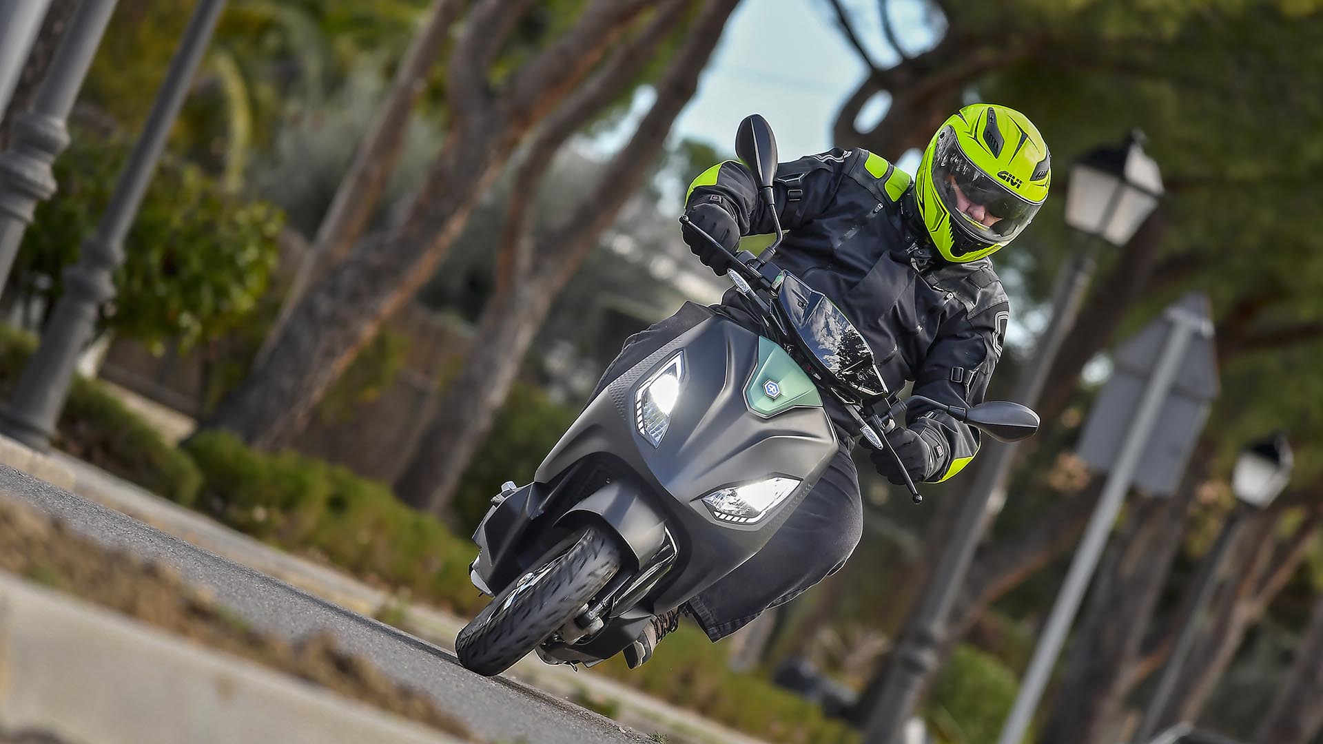 Prueba Piaggio 1 Active: Un poco más de urbanidad