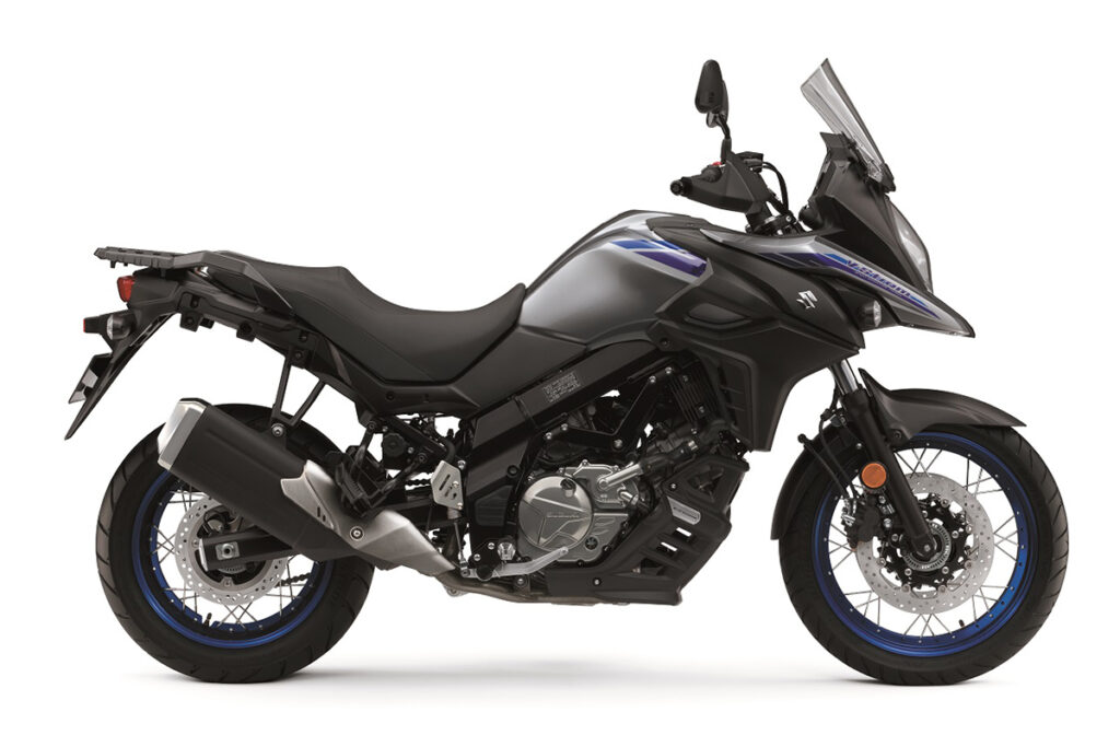 Suzuki oferta sus motos V-Strom 650 y V-Strom 650 XT a precio de chollo en 2023 12 Suzuki V Strom 650 XT 2022