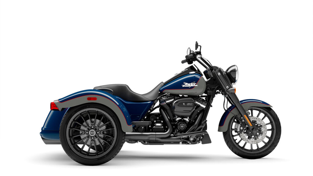 Novedades Harley-Davidson 2023: el Trike Freewheeler se pasa al negro 11 harley-davidson-freewheeler-2023-1