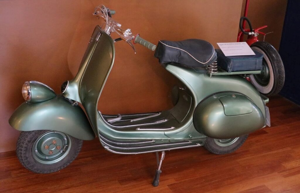 Las motos clásicas de la EGB y BUP en los años 70 (parte 1) 12 Moto Vespa primera