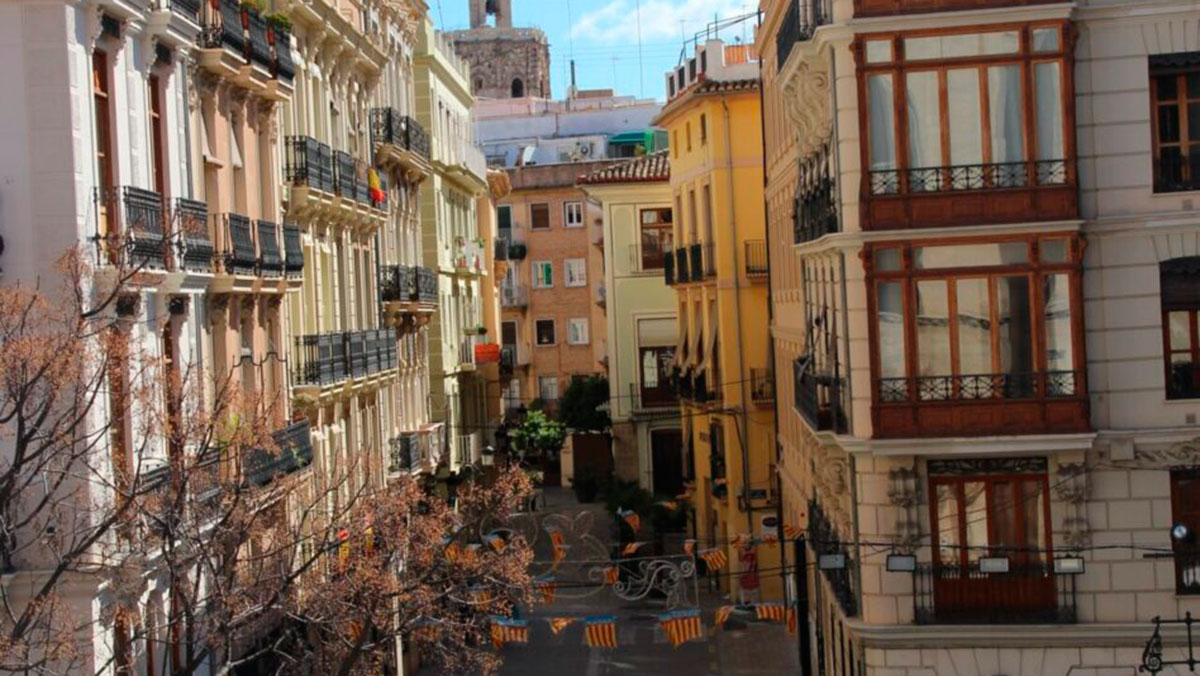 Las motos que circulen por Valencia en 2023 necesitarán etiqueta: así será su Zona de Bajas Emisiones 7 valencia-zbe-2023