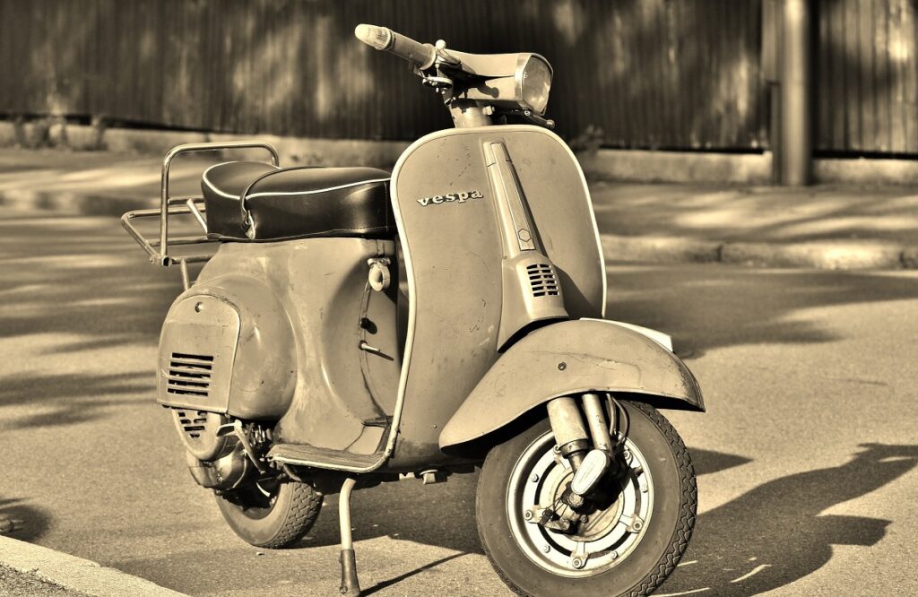 vespa original imagen blancoynegro