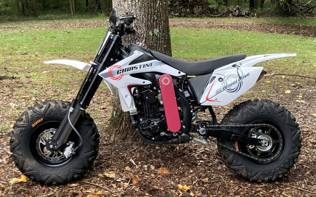 Motos bizarras (IV): Tracción y transmisión... ¿sólo a la rueda trasera? 1 christini