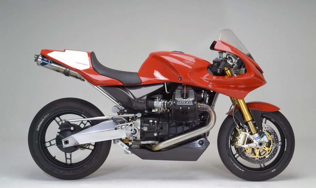 Motos clásicas olvidadas: Moto Guzzi MGS-01 16 Moto Guzzi MGS 01 estudio lateral derecho 2002
