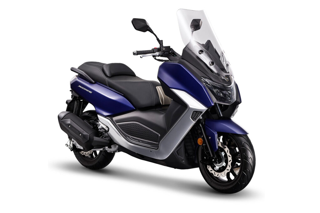 Yamaha XMAX 300 Tech Max: sus precios y scooter rivales 17 SYM Maxsym 400 2023