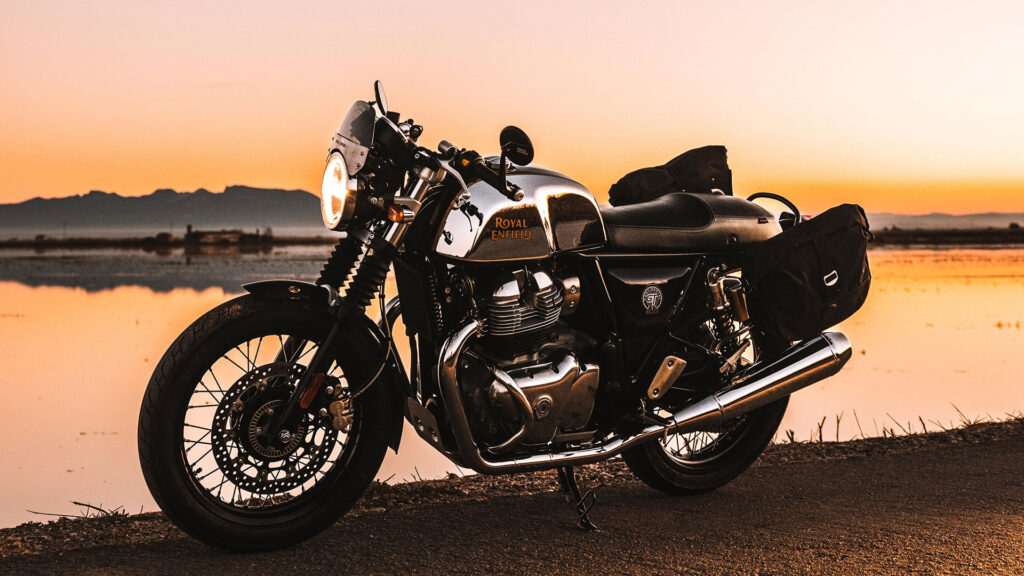 Royal Enfield anuncia dos versiones especiales para sus bicilíndricas más populares 9 royal-enfield-Thunder-Edition--Continental-GT-(S)-12