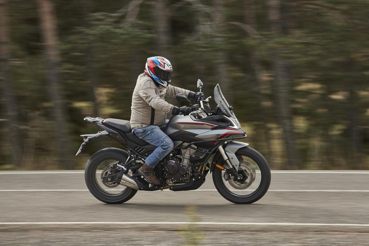 Voge 500 DS y 500 DSX: dos chollos en motos trail para carnet A2 1 Voge 500 DS y DSX, acción