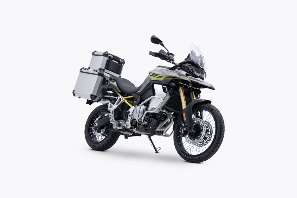 Triumph Tiger 900 GT Pro: estos son los precios de la trail y las motos rivales 22 Voge 900DS