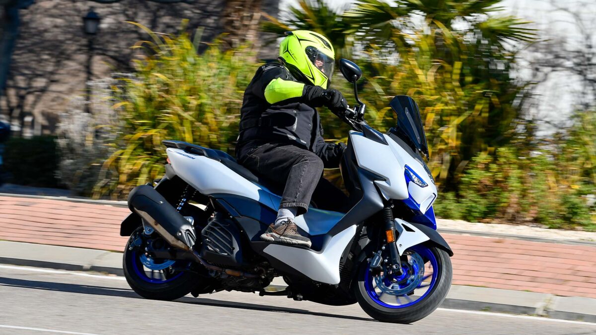 Prueba scooter Zontes M125: De todo, por poco, para casi todos