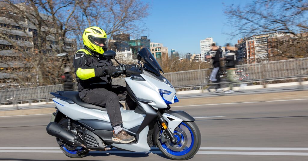 Prueba scooter Zontes M125: De todo, por poco, para casi todos 15 Zontes M125