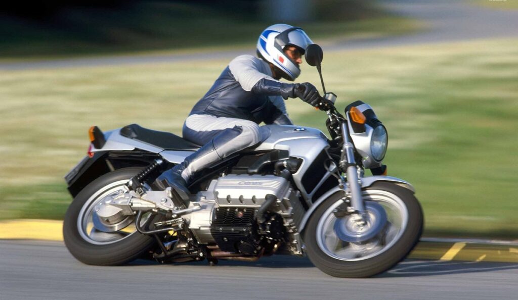 Motos con motor de coche: ¿locura o genialidad? 6 BMW K 100 1984